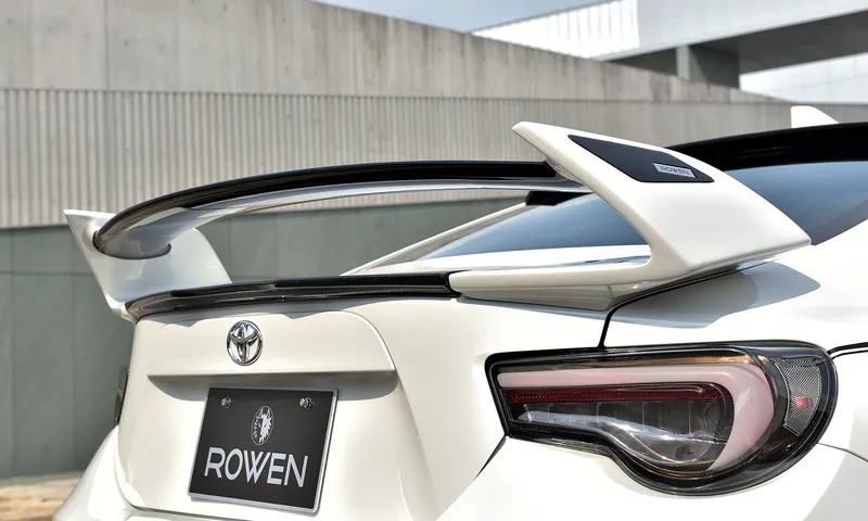ROWEN REAR WING PREMIUM MODEL Unpainted TOYOTA 86 ZN6